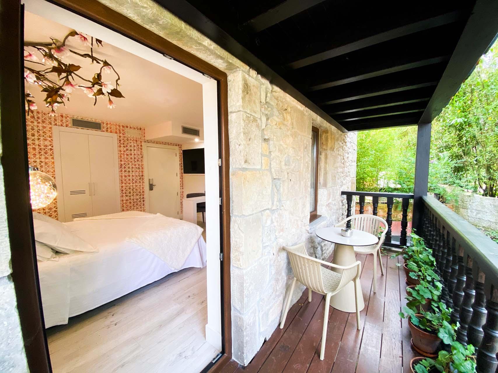 Hotel Cuevas - Adults Only Santillana del Mar Kültér fotó
